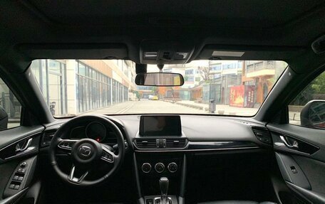 Mazda CX-4, 2020 год, 2 800 000 рублей, 5 фотография