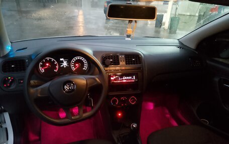 Volkswagen Polo VI (EU Market), 2017 год, 890 000 рублей, 13 фотография