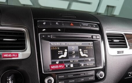 Volkswagen Touareg III, 2015 год, 3 299 000 рублей, 13 фотография