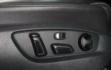 Volkswagen Touareg III, 2015 год, 3 299 000 рублей, 23 фотография