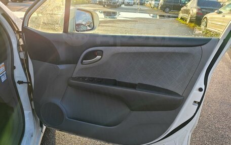 Honda Stream II, 2009 год, 900 000 рублей, 20 фотография