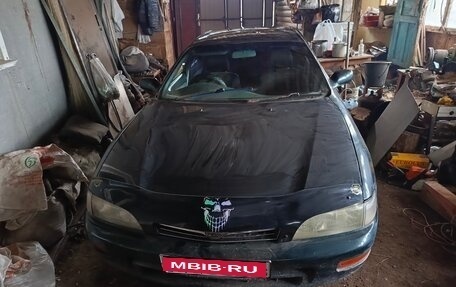 Toyota Corona EXiV II (ST200), 1993 год, 300 000 рублей, 1 фотография