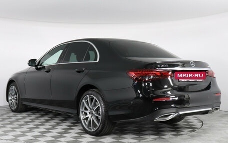 Mercedes-Benz E-Класс, 2022 год, 6 200 000 рублей, 7 фотография