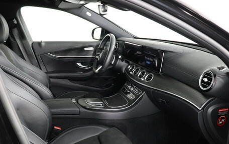 Mercedes-Benz E-Класс, 2022 год, 6 200 000 рублей, 12 фотография