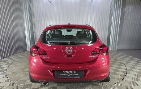 Opel Astra J, 2010 год, 750 000 рублей, 3 фотография