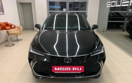 Toyota Avalon, 2022 год, 3 700 000 рублей, 2 фотография