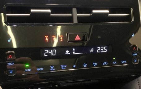 Toyota Avalon, 2022 год, 3 700 000 рублей, 21 фотография