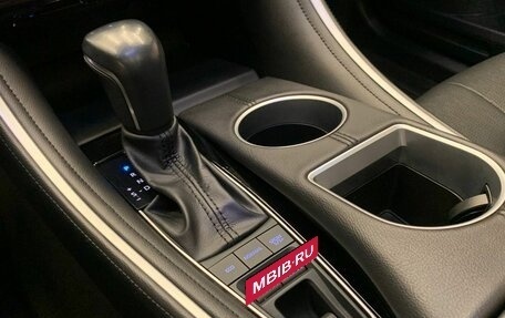 Toyota Avalon, 2022 год, 3 700 000 рублей, 26 фотография