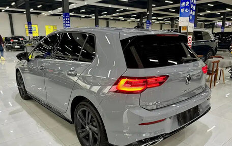 Volkswagen Golf VIII, 2022 год, 2 250 000 рублей, 4 фотография