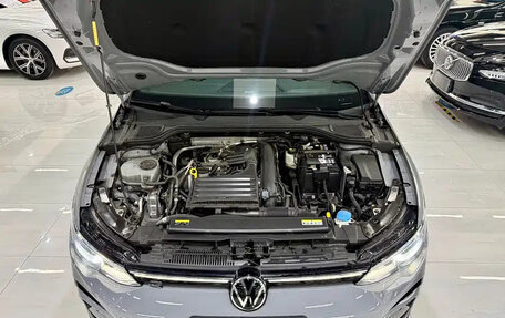 Volkswagen Golf VIII, 2022 год, 2 250 000 рублей, 9 фотография