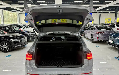 Volkswagen Golf VIII, 2022 год, 2 250 000 рублей, 8 фотография