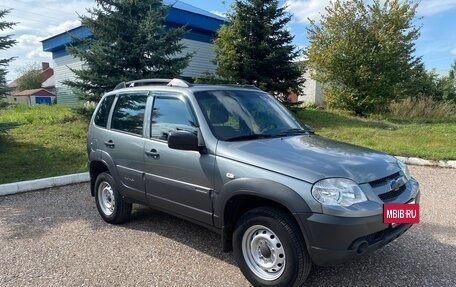 Chevrolet Niva I рестайлинг, 2020 год, 858 000 рублей, 7 фотография