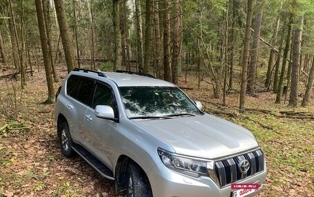 Toyota Land Cruiser Prado 150 рестайлинг 2, 2017 год, 4 200 000 рублей, 8 фотография