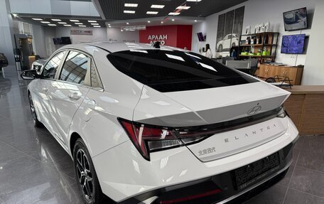 Hyundai Elantra, 2024 год, 2 200 000 рублей, 3 фотография