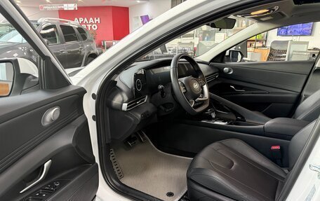 Hyundai Elantra, 2024 год, 2 200 000 рублей, 6 фотография