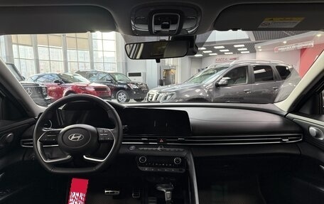 Hyundai Elantra, 2024 год, 2 200 000 рублей, 9 фотография