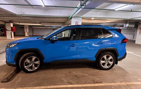 Toyota RAV4, 2019 год, 3 000 000 рублей, 7 фотография