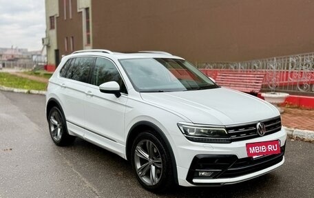 Volkswagen Tiguan II, 2018 год, 3 150 000 рублей, 3 фотография