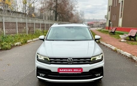 Volkswagen Tiguan II, 2018 год, 3 150 000 рублей, 2 фотография