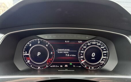 Volkswagen Tiguan II, 2018 год, 3 150 000 рублей, 15 фотография