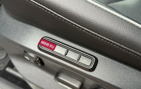 Volkswagen Tiguan II, 2018 год, 3 150 000 рублей, 17 фотография