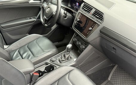 Volkswagen Tiguan II, 2018 год, 3 150 000 рублей, 29 фотография