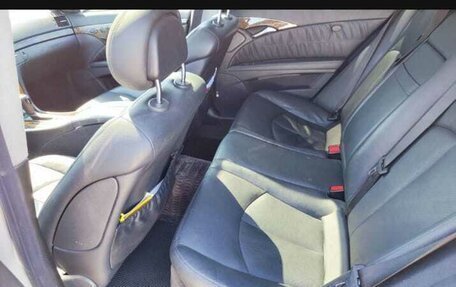 Mercedes-Benz E-Класс, 2002 год, 950 000 рублей, 6 фотография