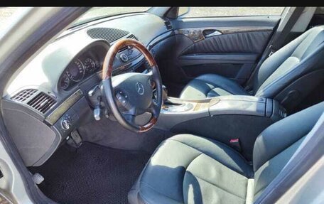 Mercedes-Benz E-Класс, 2002 год, 950 000 рублей, 5 фотография