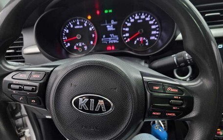 KIA Rio IV, 2017 год, 800 000 рублей, 5 фотография
