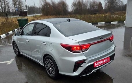 KIA Rio IV, 2017 год, 800 000 рублей, 3 фотография