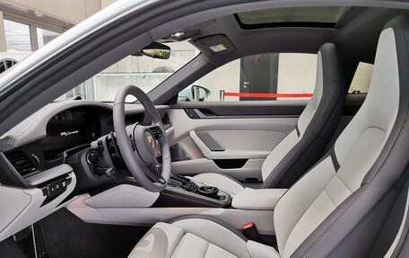 Porsche 911, 2025 год, 23 730 000 рублей, 19 фотография