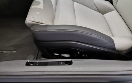 Porsche 911, 2025 год, 23 730 000 рублей, 20 фотография