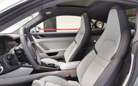 Porsche 911, 2025 год, 23 730 000 рублей, 22 фотография