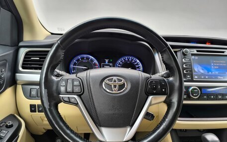 Toyota Highlander III, 2014 год, 2 400 000 рублей, 12 фотография