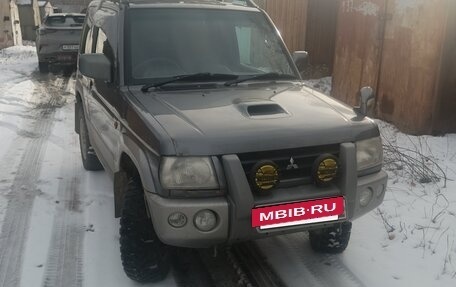 Mitsubishi Pajero Mini II, 2001 год, 305 000 рублей, 2 фотография