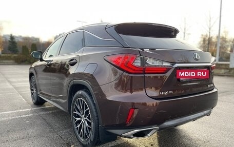 Lexus RX IV рестайлинг, 2019 год, 4 939 000 рублей, 10 фотография