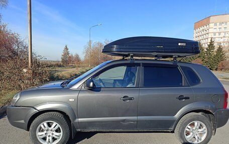 Hyundai Tucson III, 2008 год, 750 000 рублей, 19 фотография