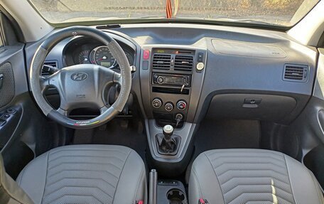 Hyundai Tucson III, 2008 год, 750 000 рублей, 12 фотография