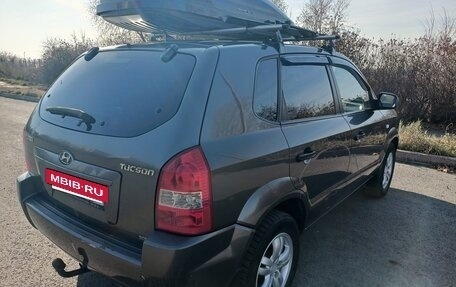 Hyundai Tucson III, 2008 год, 750 000 рублей, 17 фотография