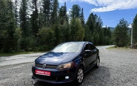 Volkswagen Polo VI (EU Market), 2012 год, 750 000 рублей, 1 фотография