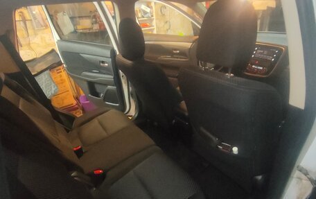 Mitsubishi Outlander III рестайлинг 3, 2018 год, 1 820 000 рублей, 27 фотография