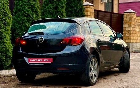 Opel Astra J, 2011 год, 493 000 рублей, 2 фотография