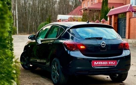 Opel Astra J, 2011 год, 493 000 рублей, 3 фотография