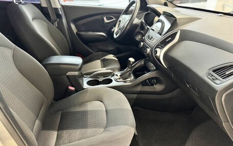 Hyundai ix35 I рестайлинг, 2011 год, 1 111 000 рублей, 18 фотография