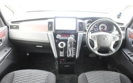 Mitsubishi Delica D:5 I, 2022 год, 4 288 000 рублей, 12 фотография