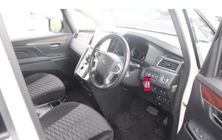 Mitsubishi Delica D:5 I, 2022 год, 4 288 000 рублей, 11 фотография