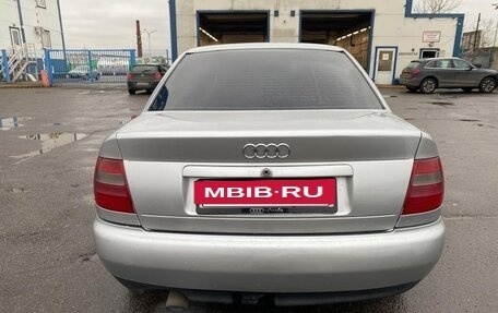 Audi A4, 1998 год, 250 000 рублей, 4 фотография