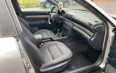 Audi A4, 1998 год, 250 000 рублей, 10 фотография