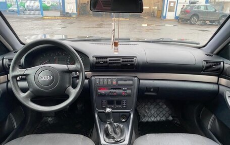 Audi A4, 1998 год, 250 000 рублей, 12 фотография