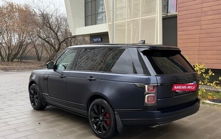 Land Rover Range Rover IV рестайлинг, 2018 год, 5 100 000 рублей, 4 фотография